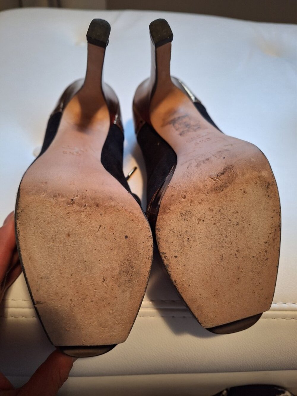 Gucci black and gold platform stiletto heels - Picture 15 of 16